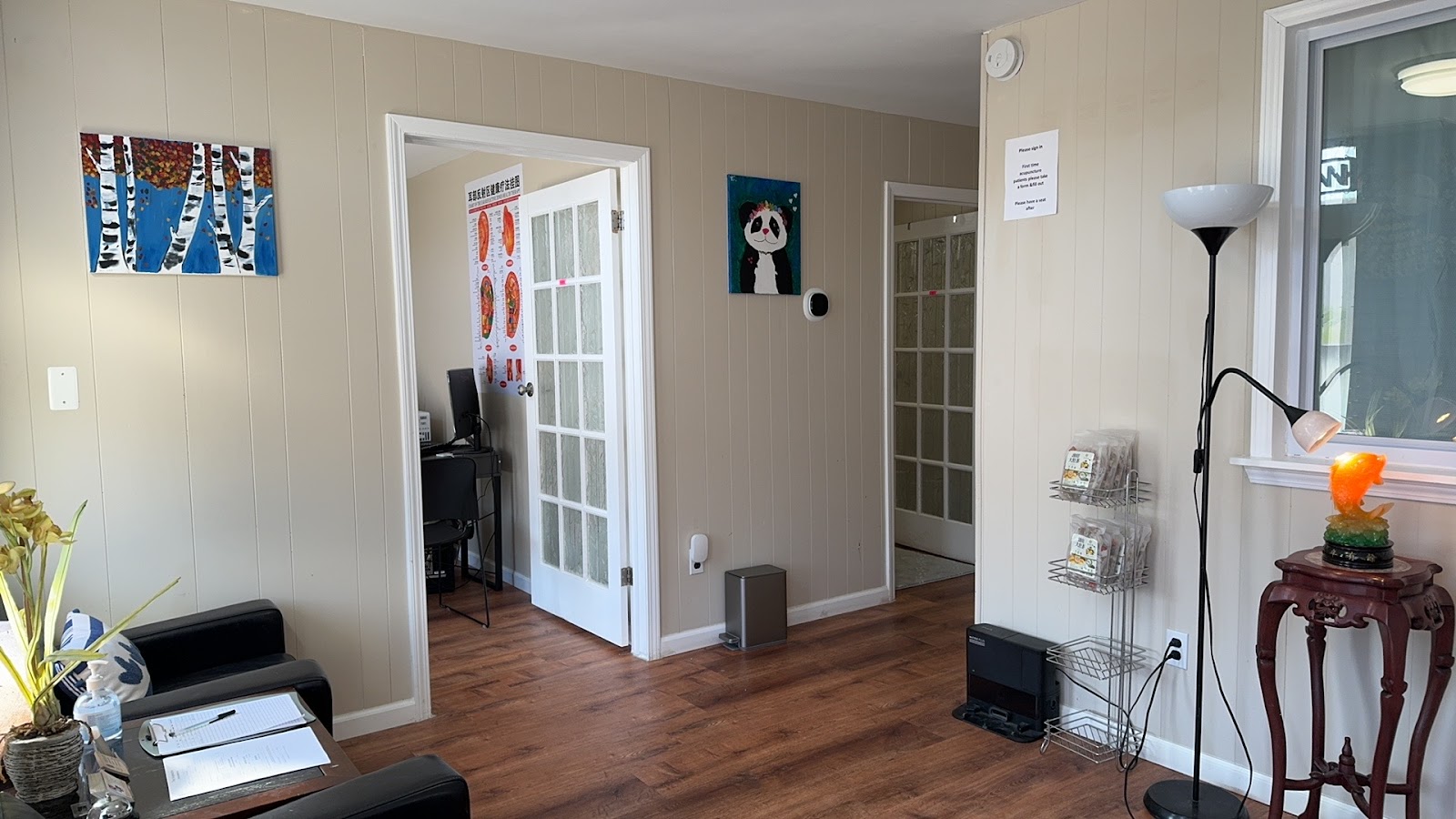 ACU-MASSAGE — photo