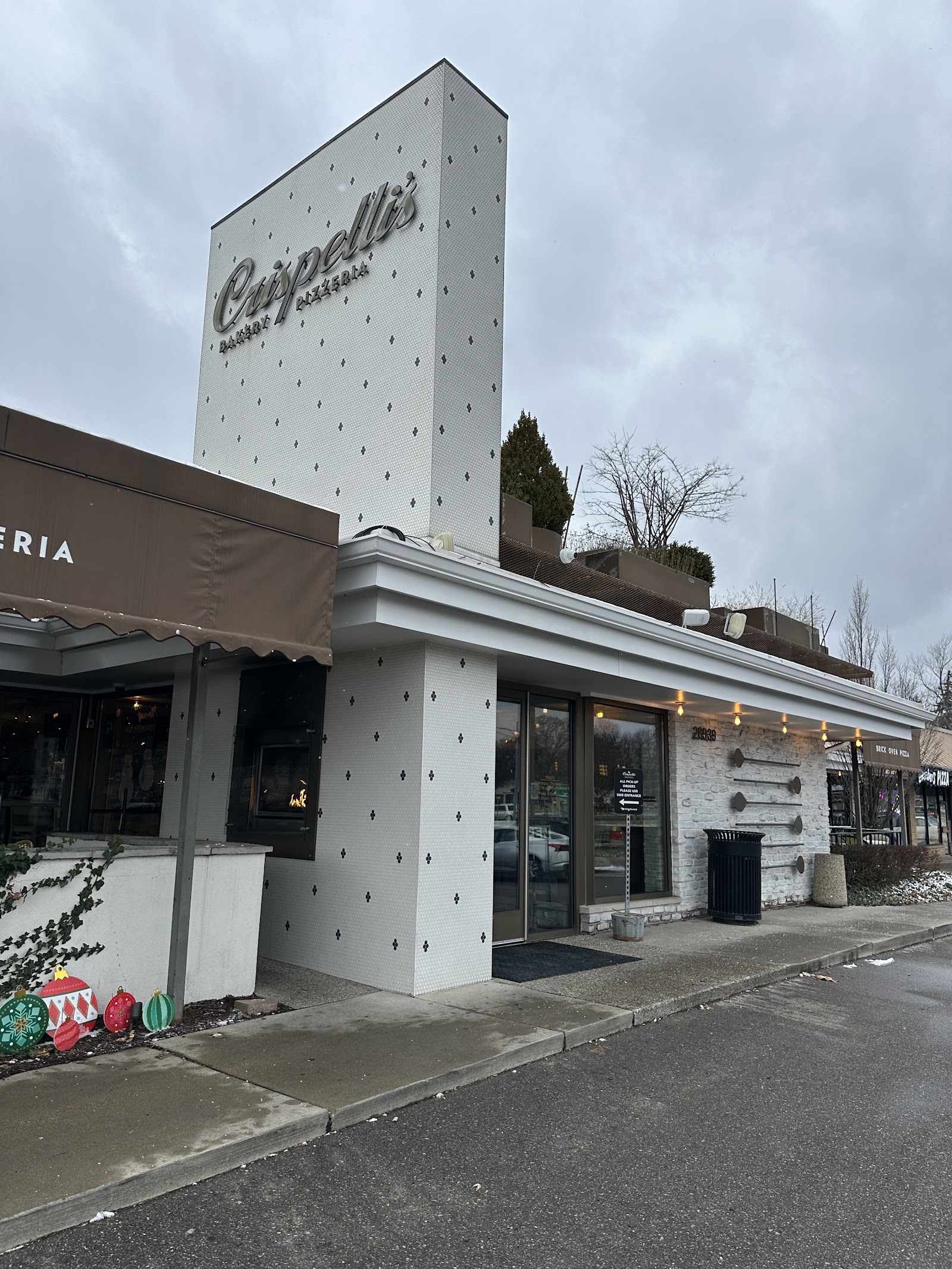 Crispelli’s Bakery & Pizzeria - Berkley — photo