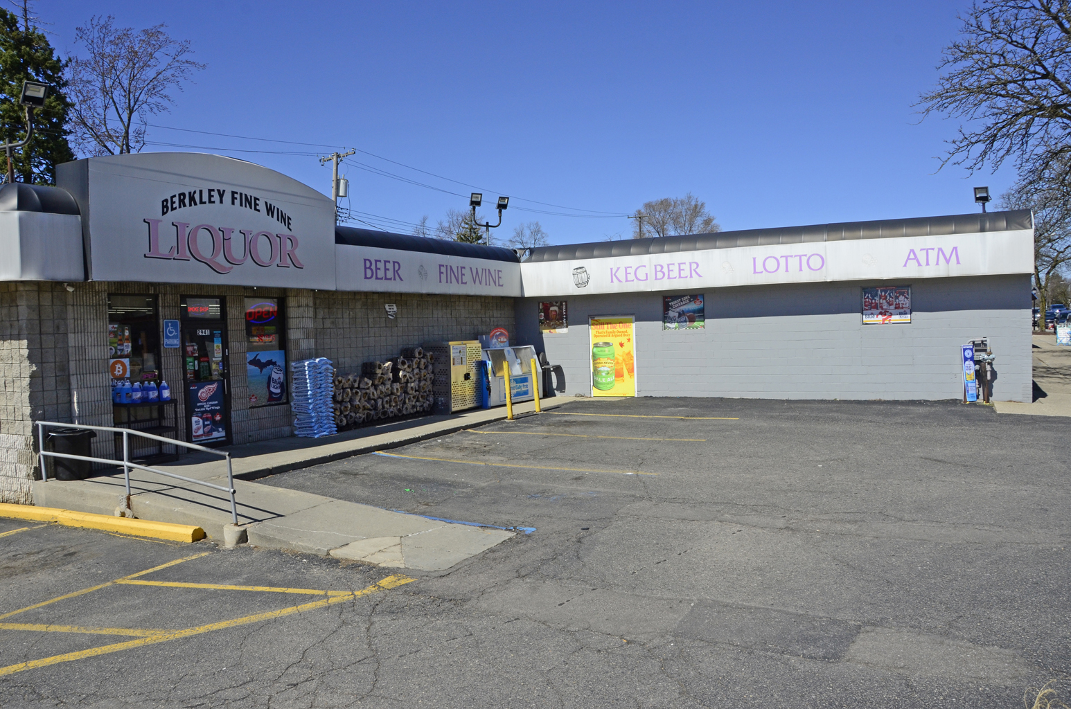 Berkley Fine Wine & Liquor in Berkley