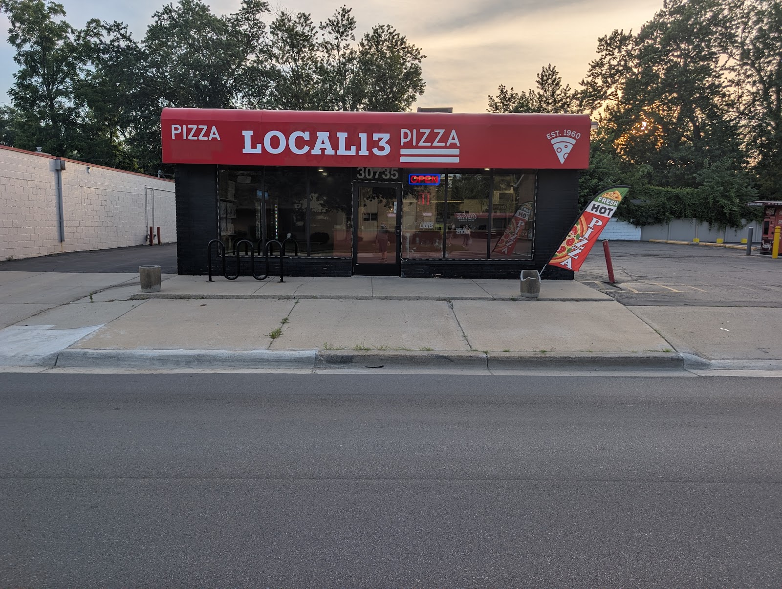 Local 13 Pizza in Southfield