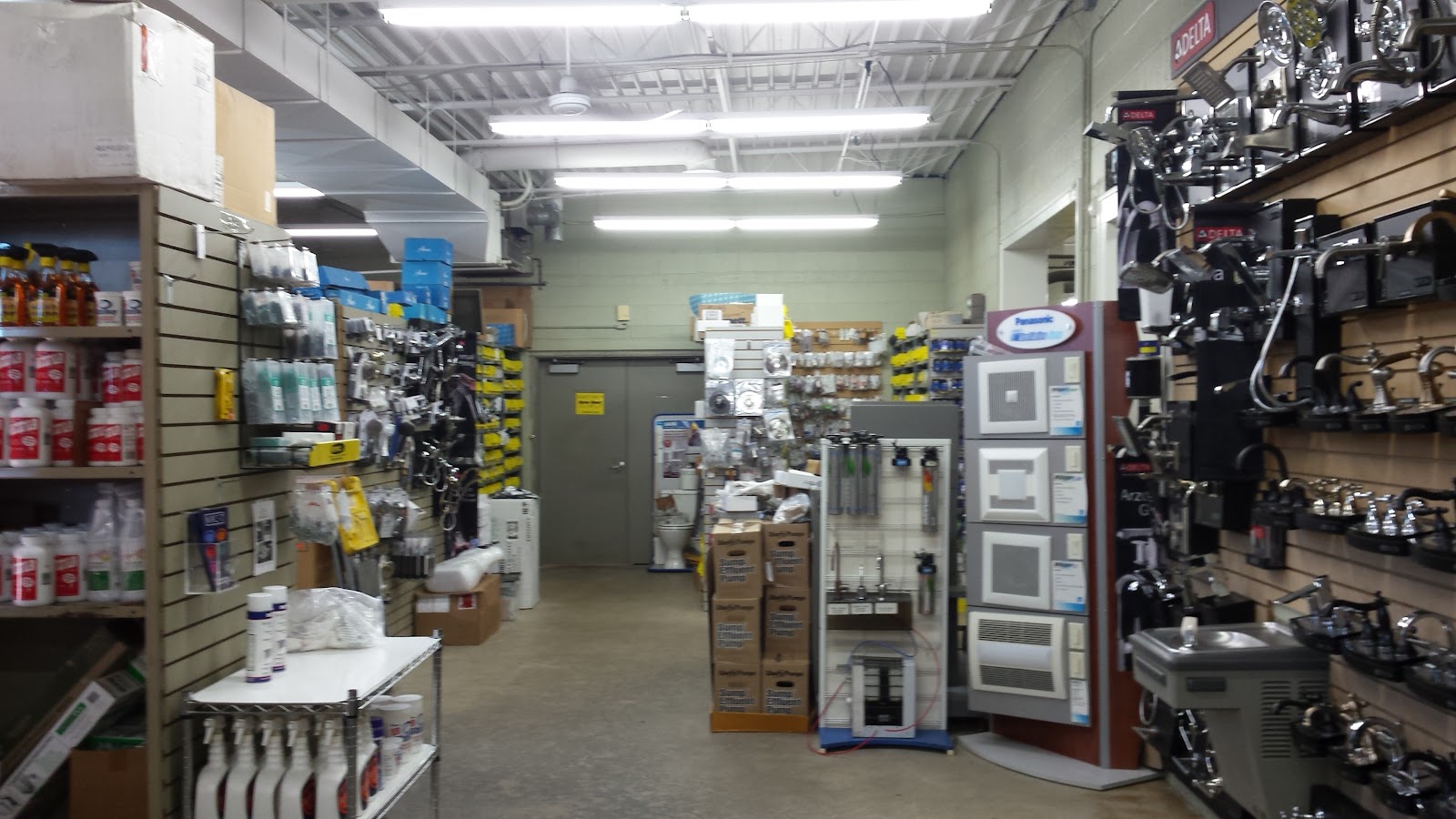Universal Plumbing Supply — photo